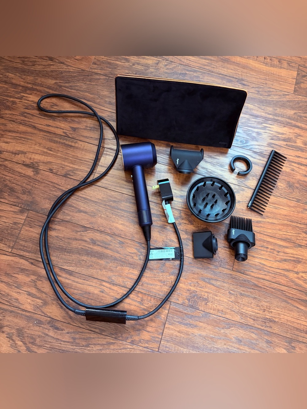 Dyson Supersonic Hair Dryer with Magnetic Styling Attachments - travel bag.